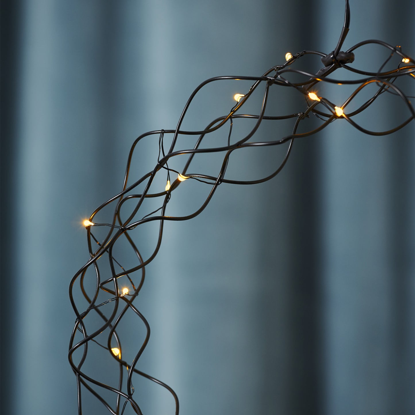 Curly julepynt krans 30cm sort