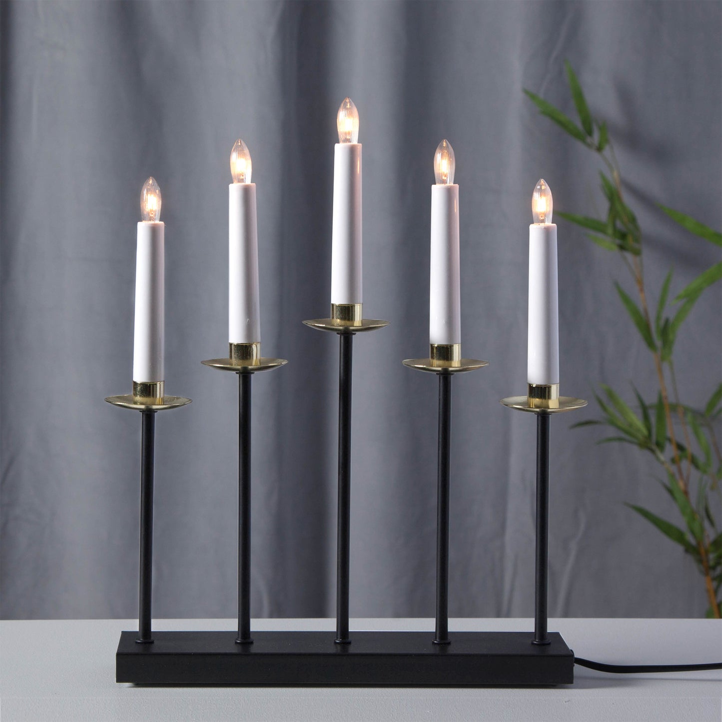 Greta 5-lys adventsstake sort/messing