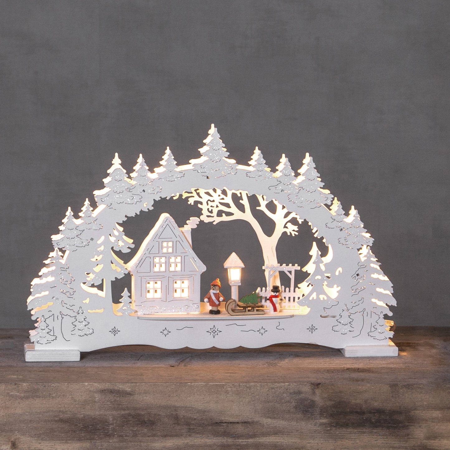 Lazer cut julepynt by m/batteri hvit