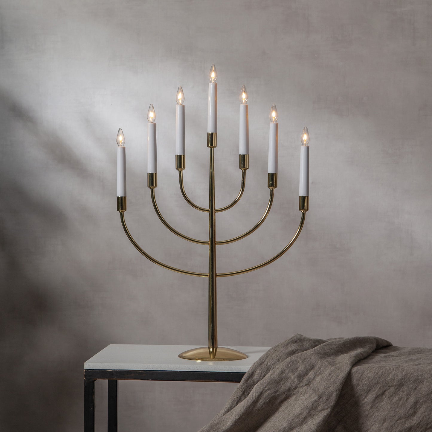 Titus 7-lys adventsstake messing