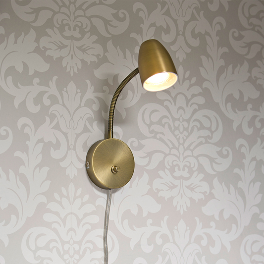 Sandnes vegglampe antikk m/dim