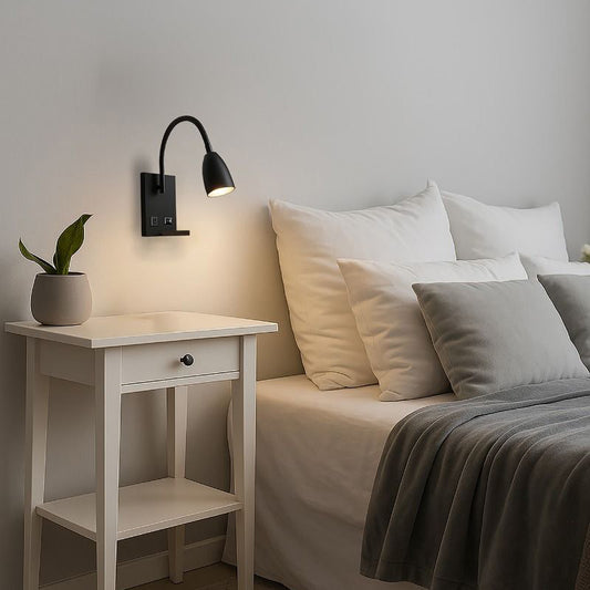 Ajax vegglampe m/usb sort