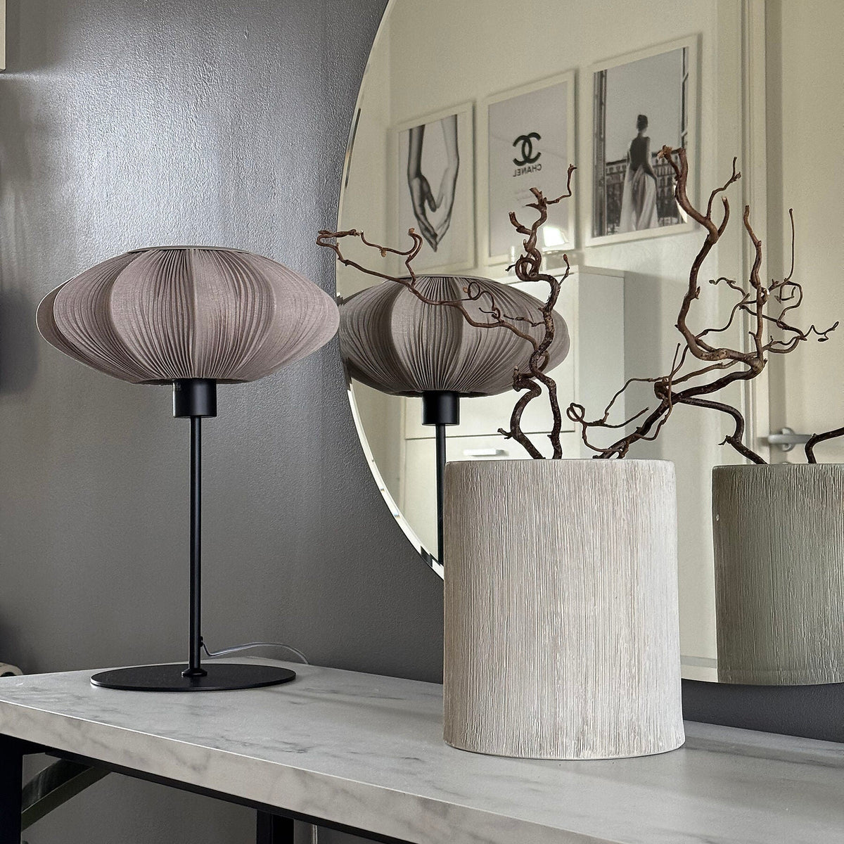 Mamsell bordlampe stor sort/varmgrå