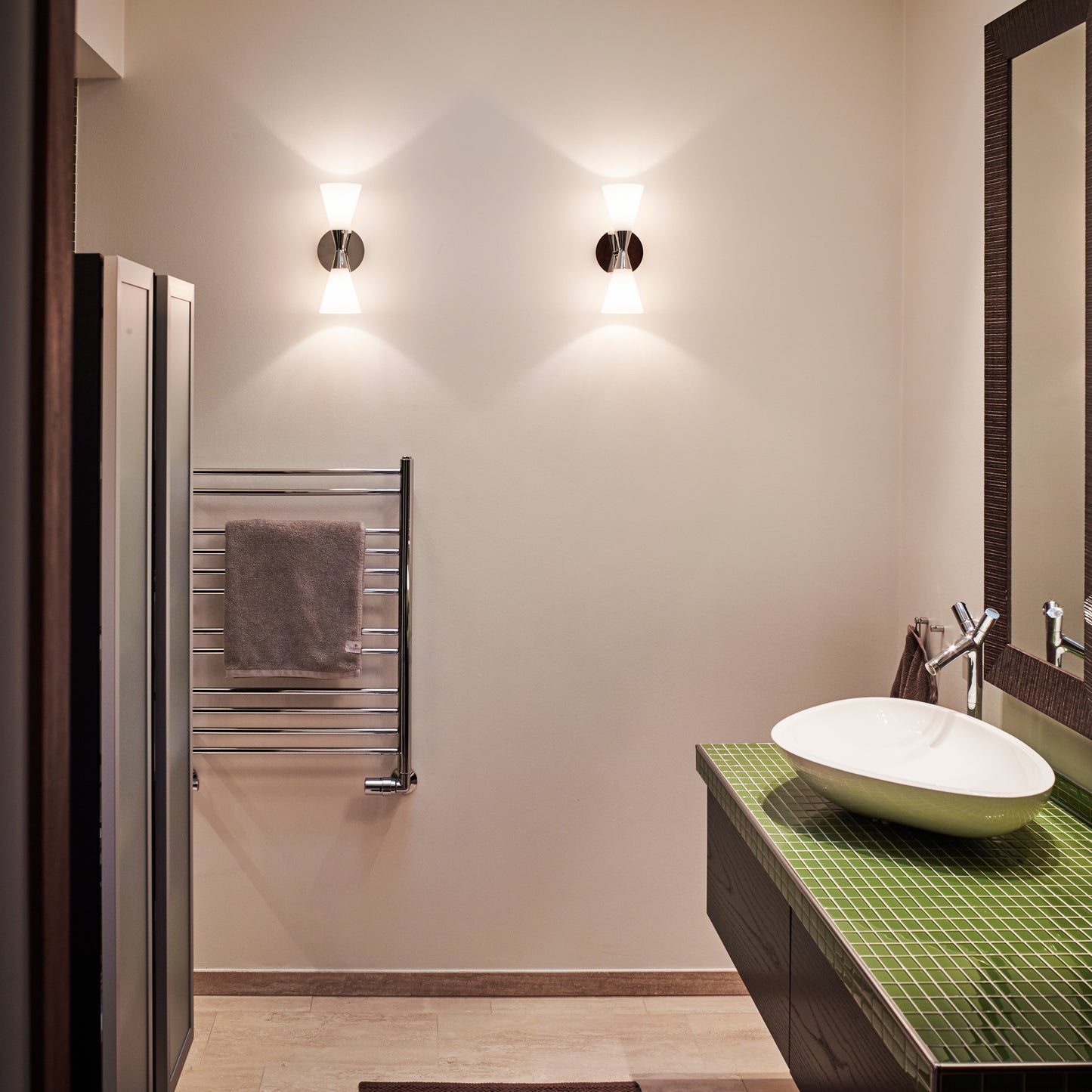 Harlekin duo vegglampe krom/opal