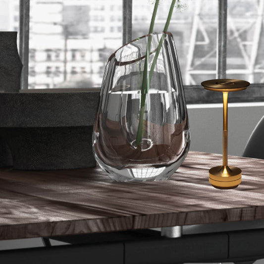 Pamir bordlampe oppladbar messing