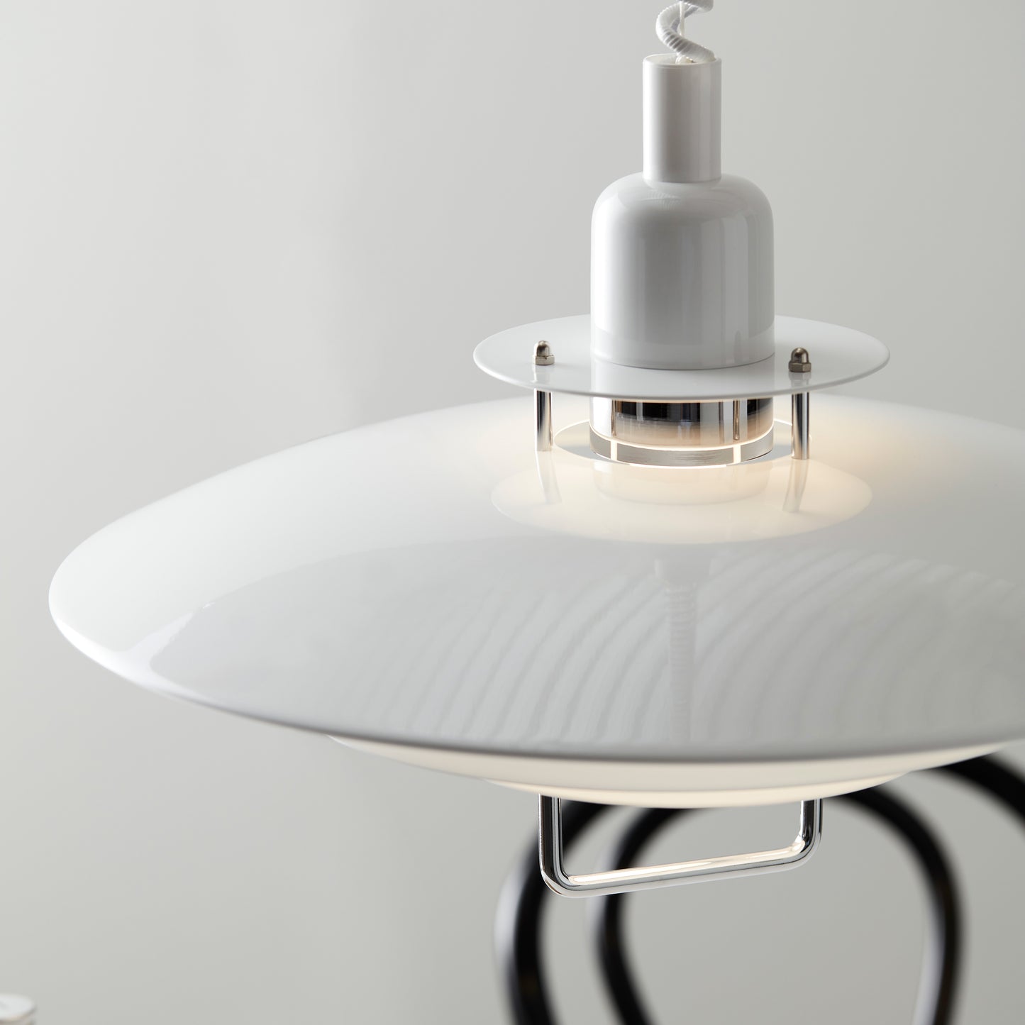 Primus ll pendel Ø43cm m/heis hvit