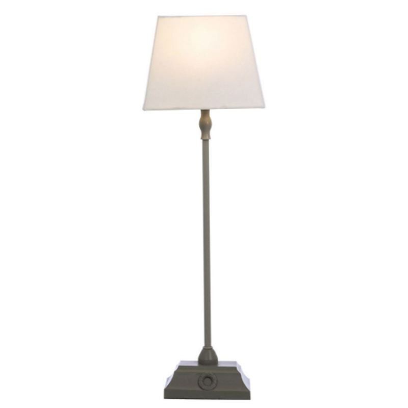 Kylie bordlampe høy og smal i grå metall med firkantet lampeskjerm i hvit tekstil - Aneta belysning